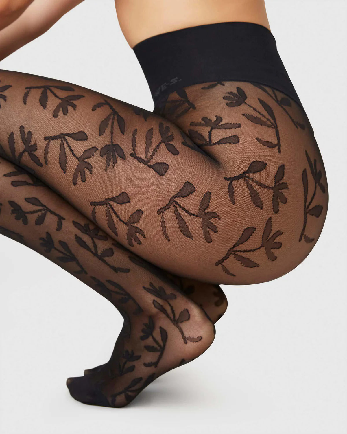 SWEDISH STOCKINGS - FLORA FLOWERS TIGHTS - BLACK