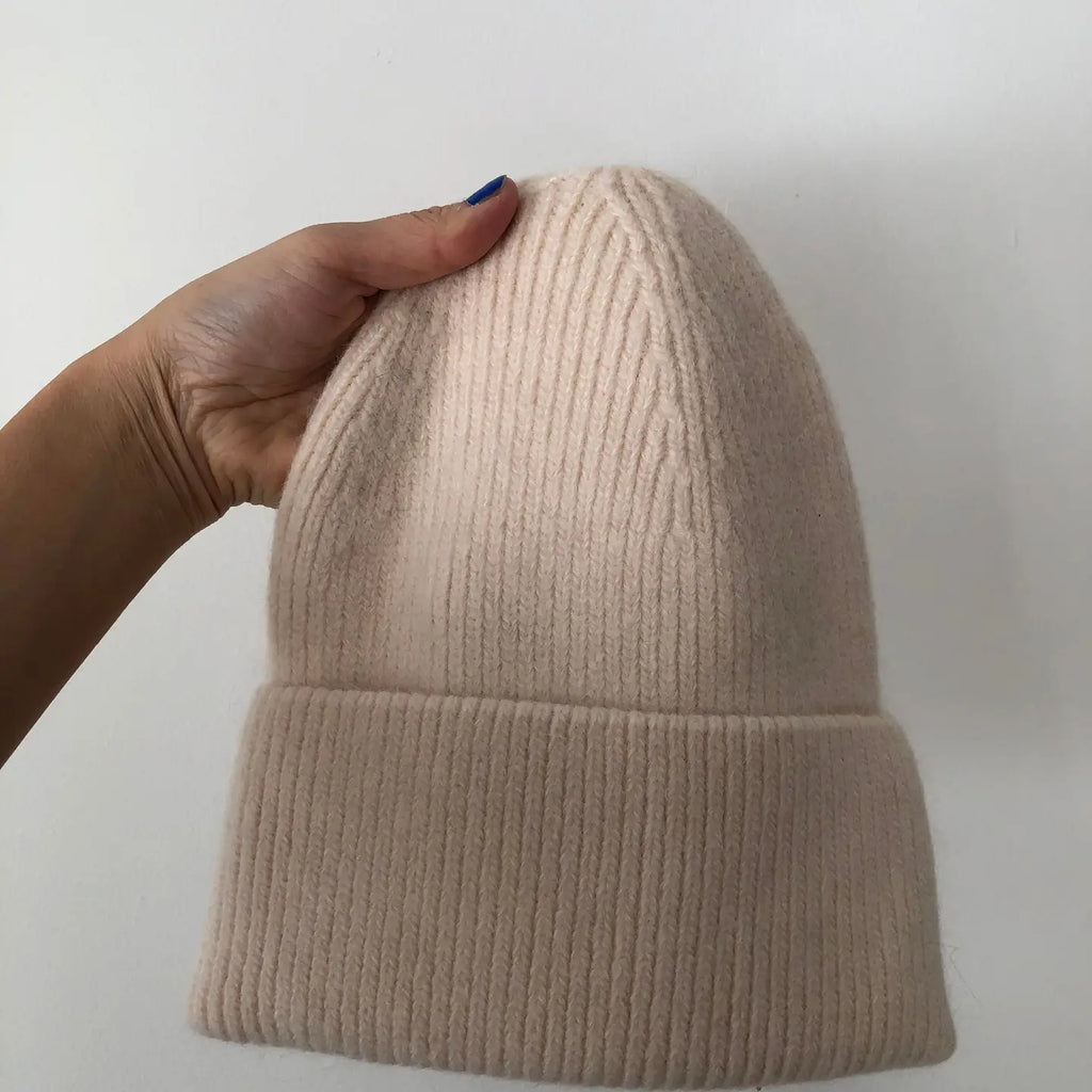 BILLY BAMBOO - ANGORA BEANIE - ONE-PLY - NEUTRAL