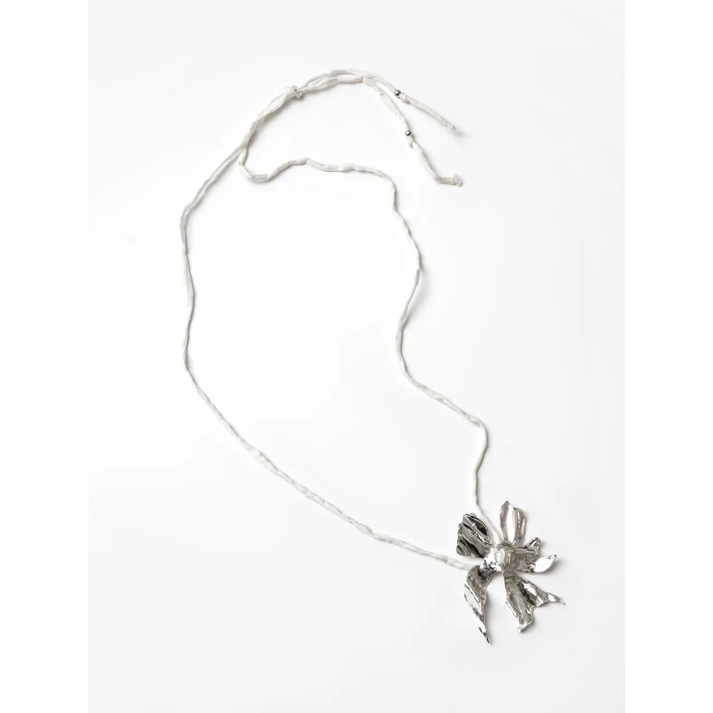 WOLF CIRCUS - FLOWER NECKLACE - CREAM