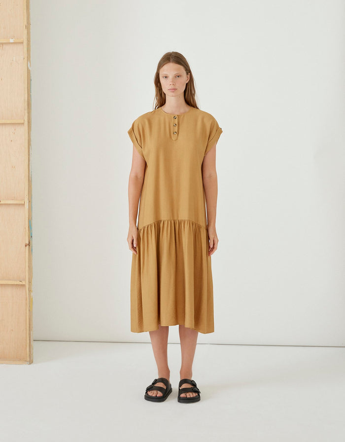 DIARTE - LIMANA DRESS - CAMEL - SS23